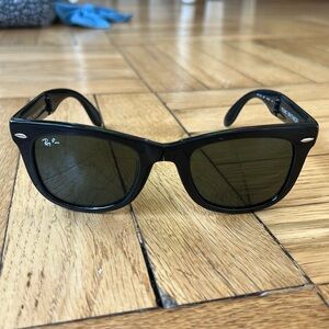 Ray Ban Folding Wayfarer Sunglasses